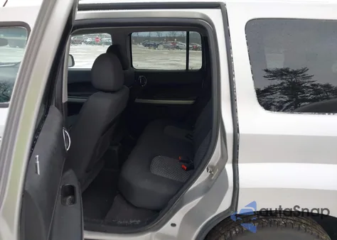 2008 Chevrolet Hhr Lt from USA, damaged, VIN 3GNDA23D18S516744